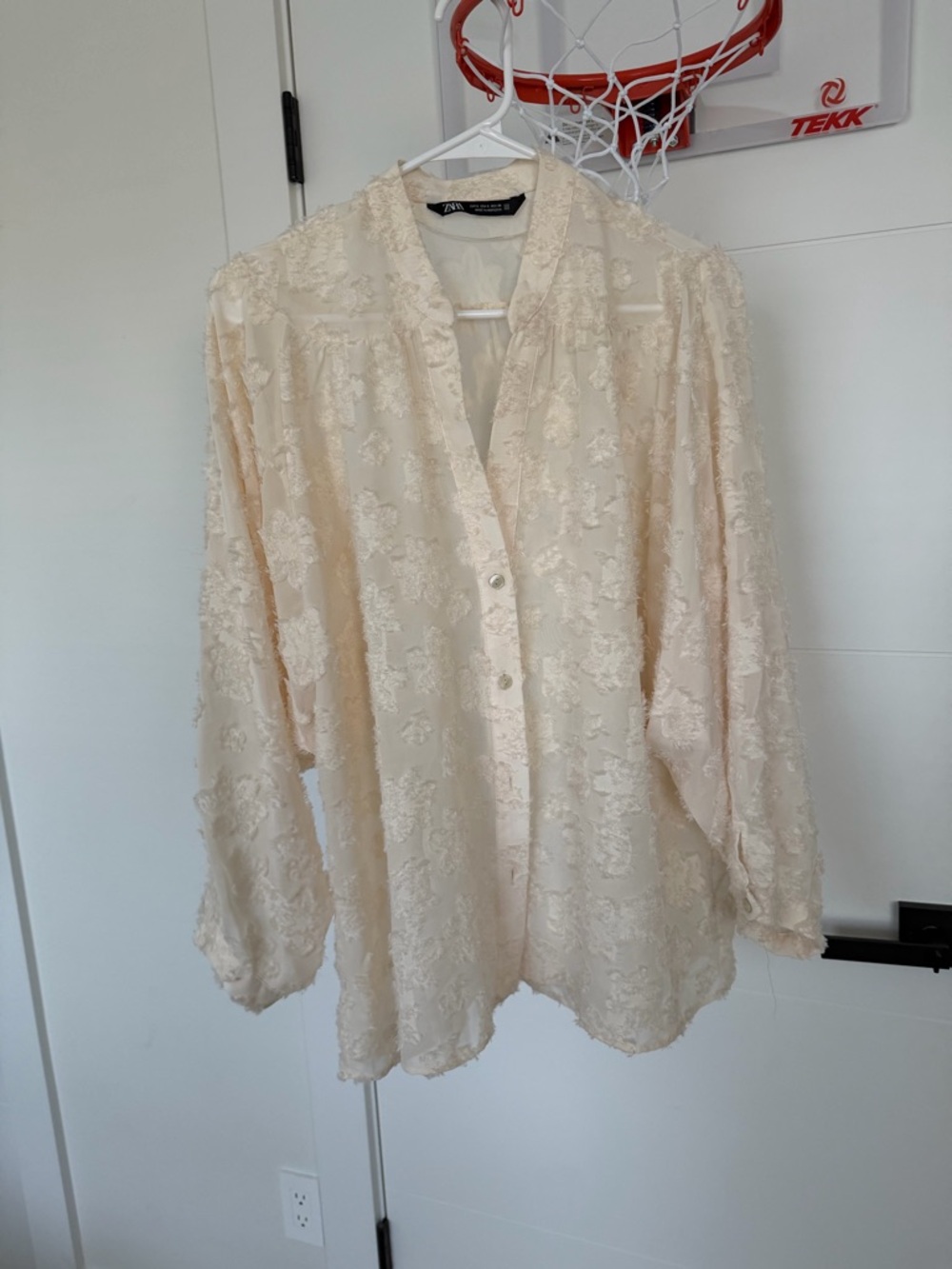 Zara oversized Cream Floral-Texture Button Blouse
